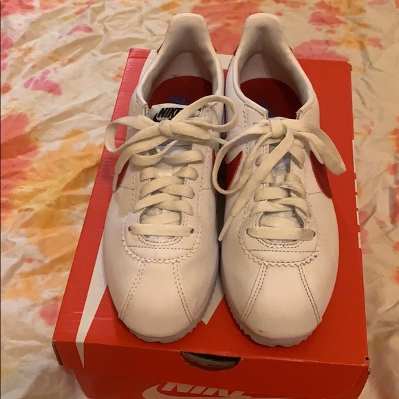 Nike Cortez Basic (Womens, Size 6) - Picture 3 of 6